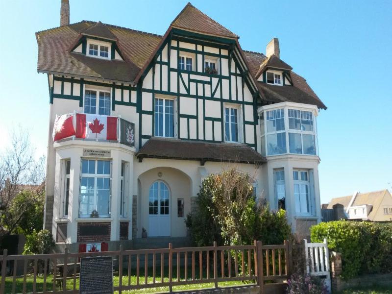 Embruns - F2 400M De La Mer - Juno Beach Bernières-sur-Mer Exterior foto